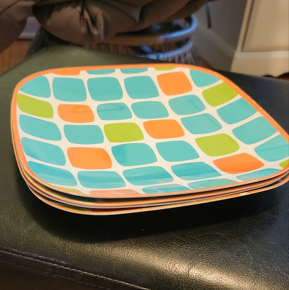 Color block plates